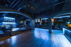 Lux Lounge