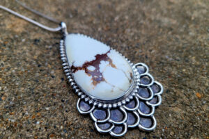Stunning Wild Horse Magnesite Jewelry for Nature Lovers