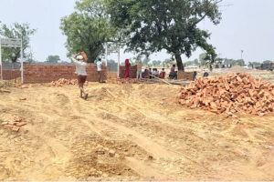 freehold plots in jewar