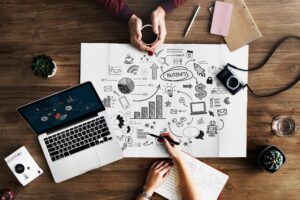 Influencer Collaboration: Amplifying Reach Through PR Synergy