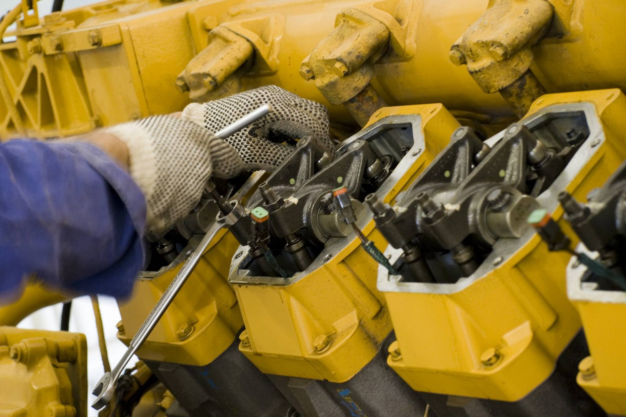 Hydraulic Equipment Supply and Service in Saskatoon