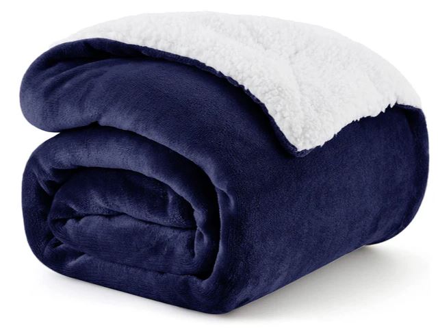 sherpa blanket and fleece blanket