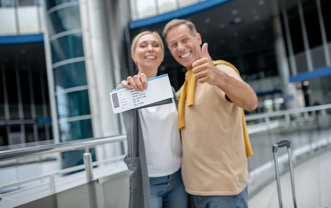How Can Seniors Save with Frontier Airlines Discounts