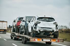 Top 5 Benefits of Choosing a Professional Car Removal Service